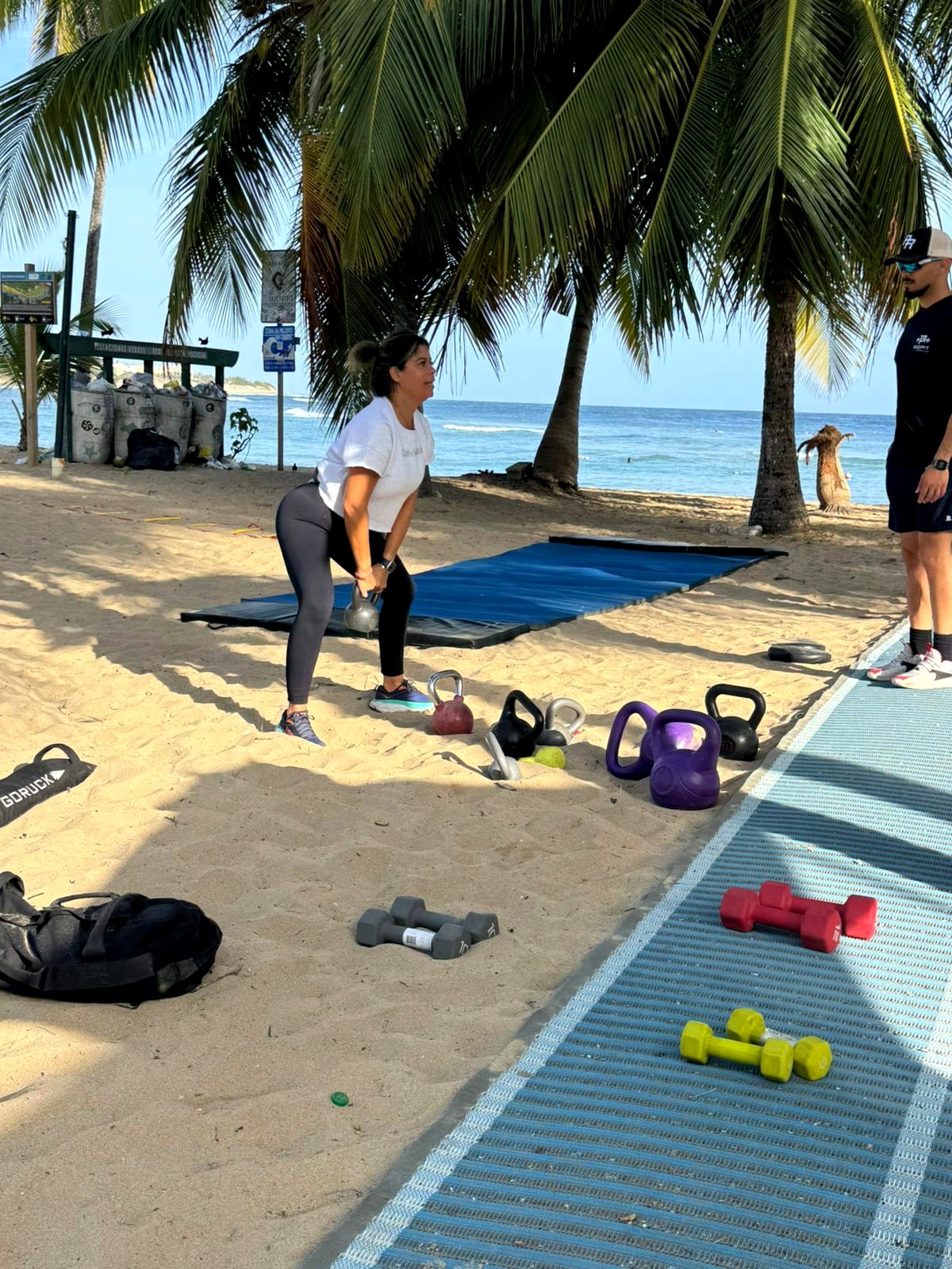 Participante entrenando en evento UXT